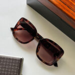 عینک آفتابی زنانه لویی ویتون کد 0063 - Image 2