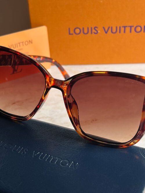 عینک آفتابی زنانه Louis Vuitton کد 00323