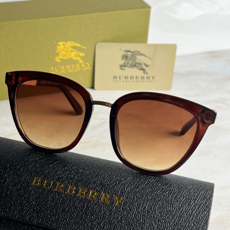 عینک آفتابی Burberry زنانه کد 00327 - Image 4