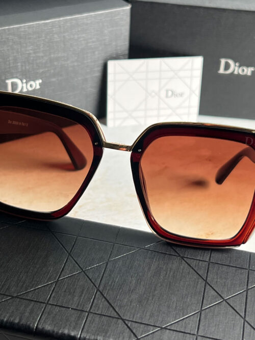 عینک آفتابی زنانه Dior کد 00352