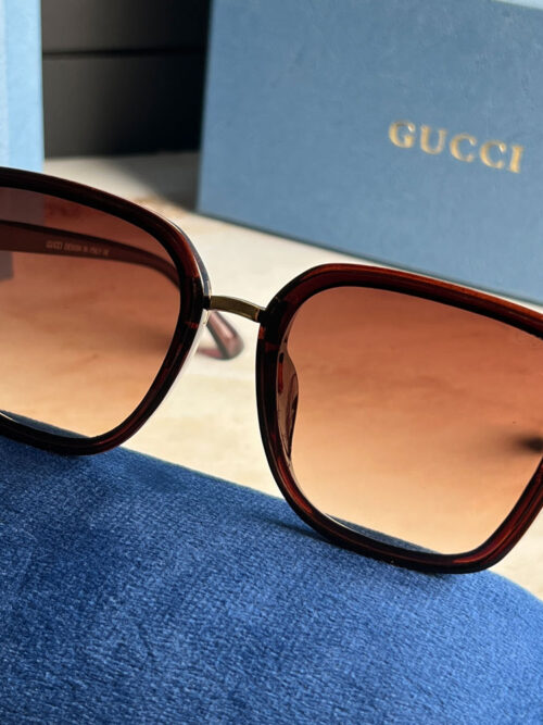 عینک آفتابی Gucci زنانه کد 00390