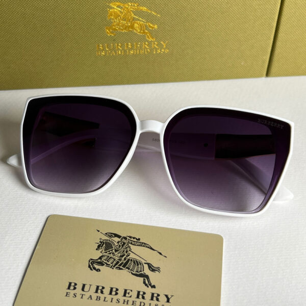 عینک دودی زنانه Burberry