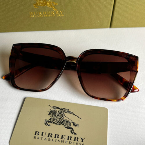 عینک آفتابی Burberry زنانه