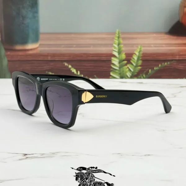 عینک آفتابی زنانه بربری Burberry Sunglasses 4445